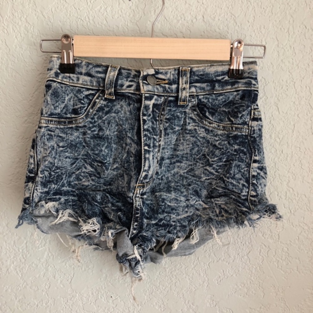 High-Waisted Dark Wash GJG Shorts Sz. M